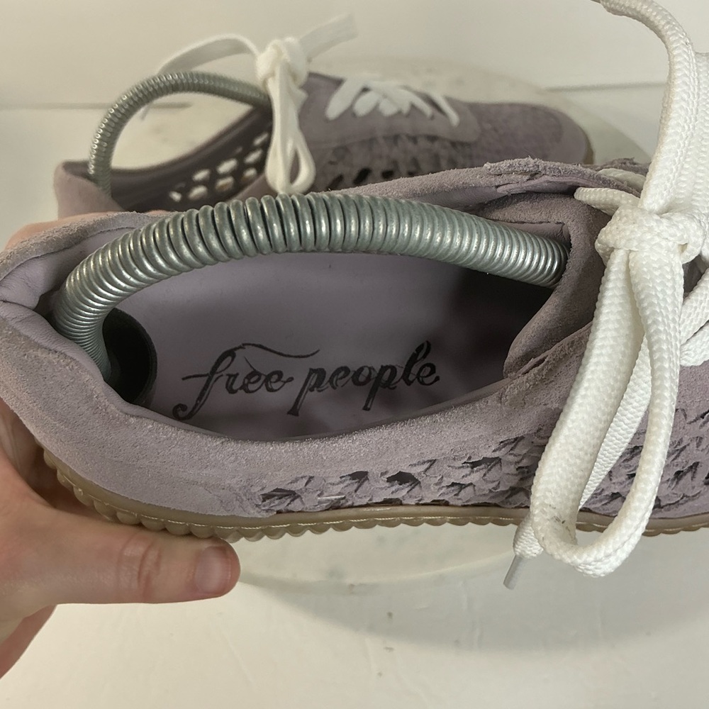 Free People Size 8.5 Wimberly Woven Suede Purple Lace Up Sneaker - Picture 11 of 13